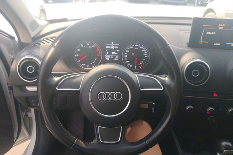 Audi A3 2017 immagine di auto #11