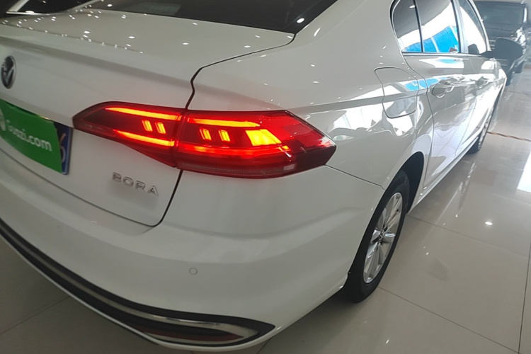 Volkswagen Bora 2023 car image #8