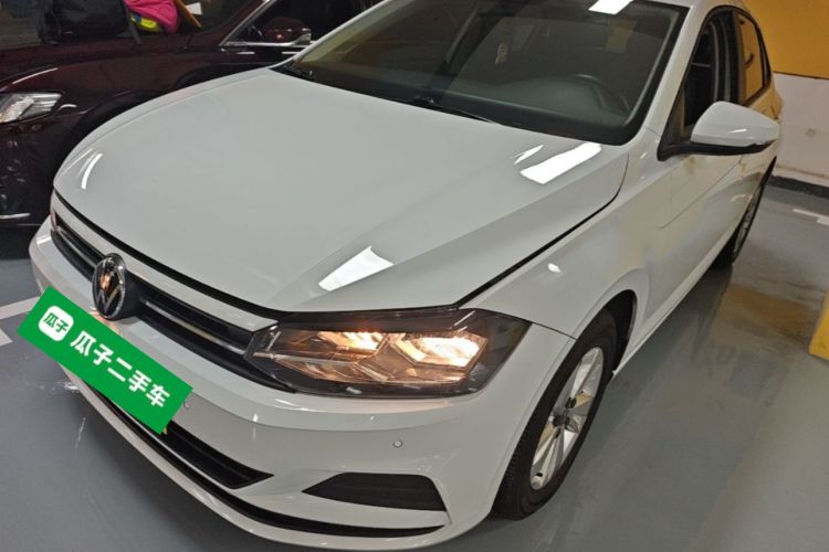Volkswagen Polo 2023 car image #2