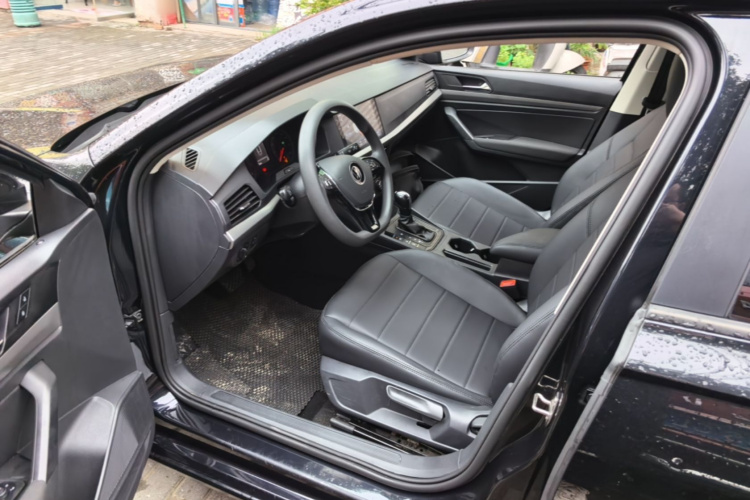 Volkswagen Lavida 2022 صورة سيارة #16
