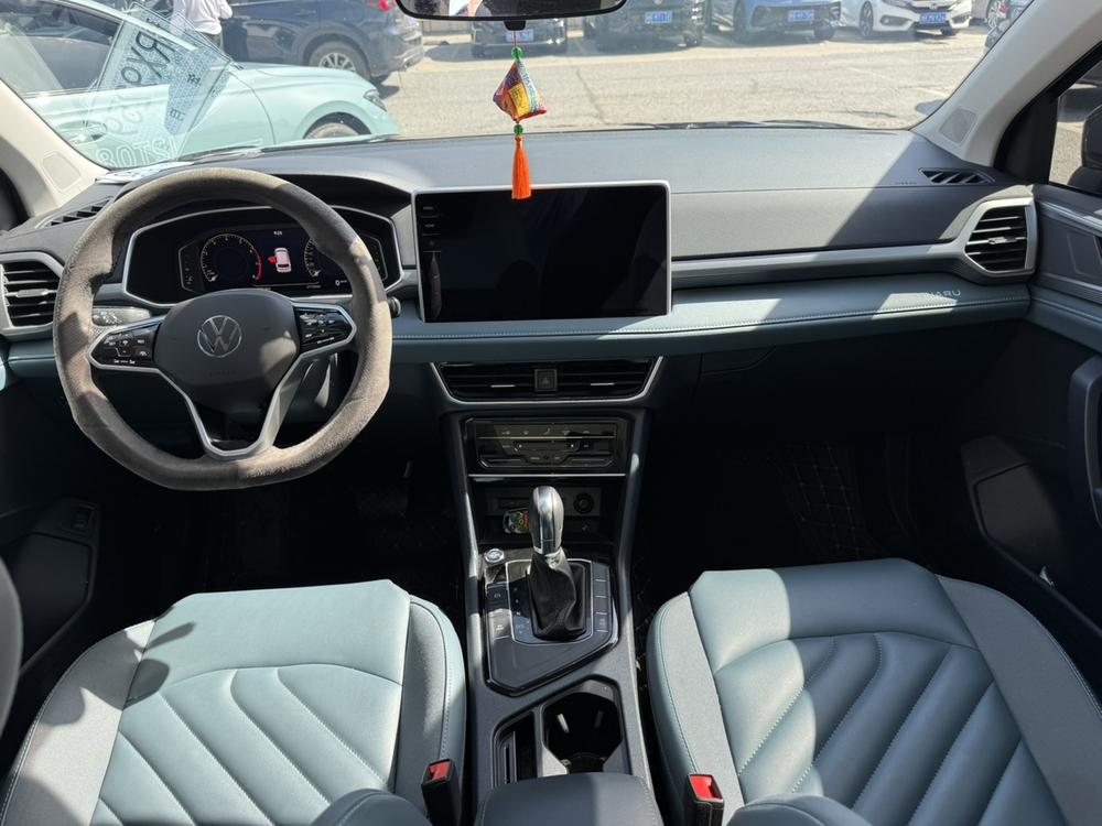 Volkswagen Tharu 2023 car image #8