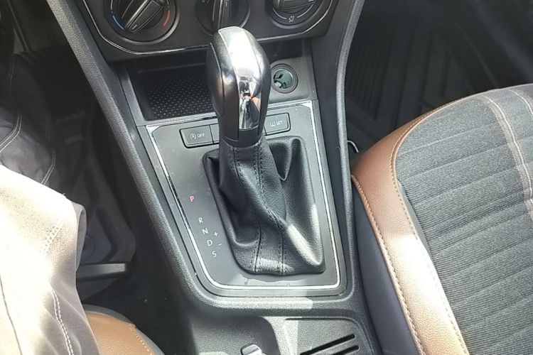 Volkswagen Lavida 2021 imagen de coche #14