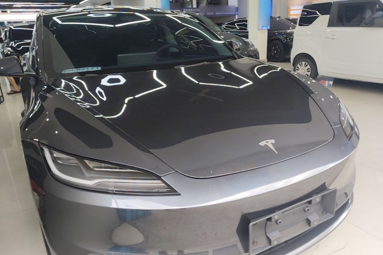 Tesla Model 3 2024 #4 Tesla Model 3 2024 car image #4