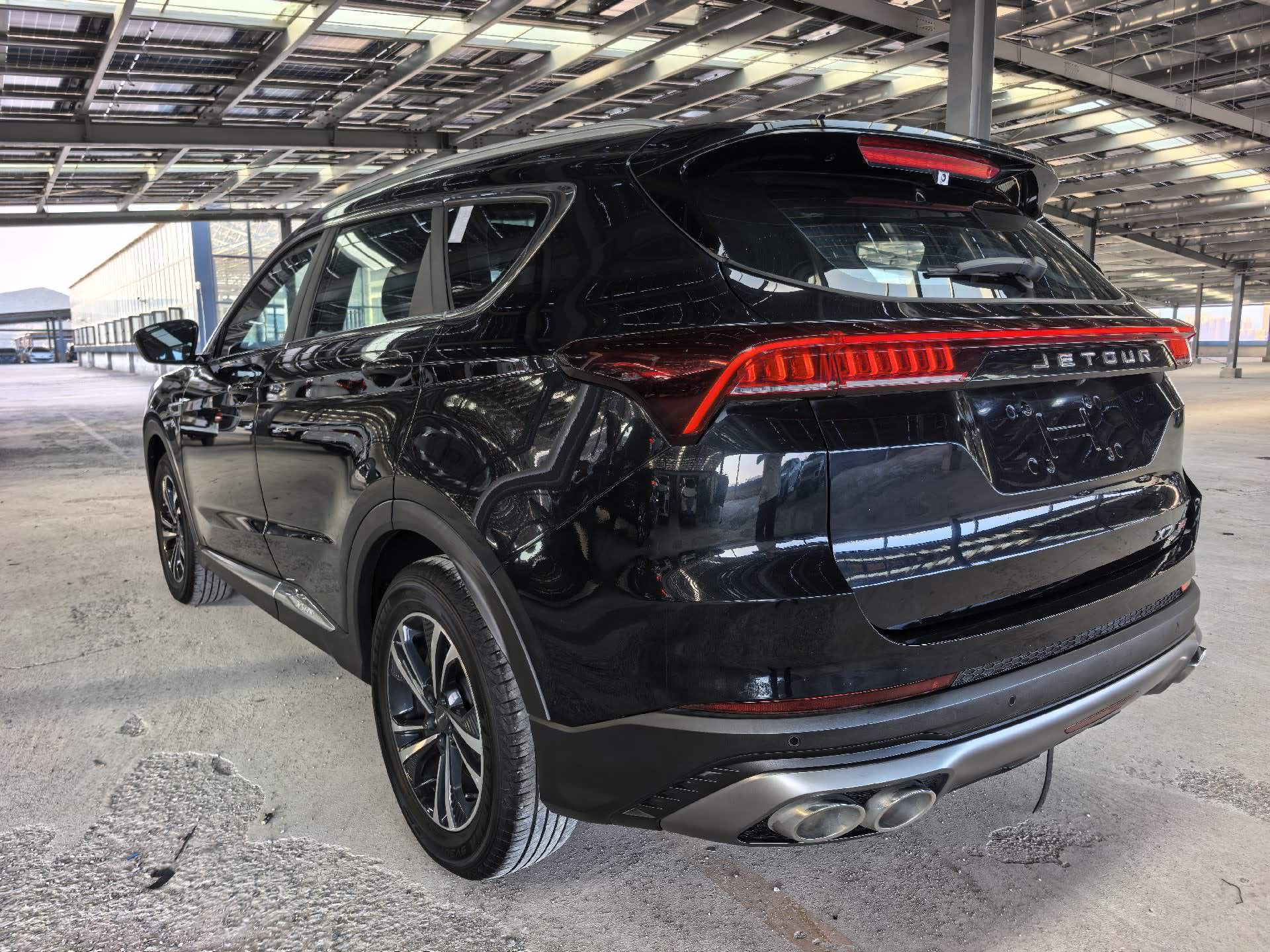 Jetour X70 PLUS 2022 car image #4