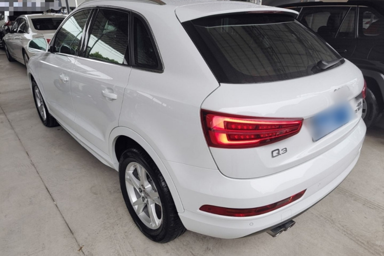 Audi Q3 2017 #5 Audi Q3 2017 car image #5