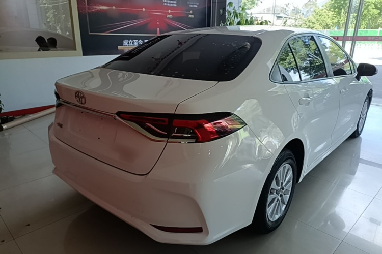 Toyota Corolla 2019 #7 Toyota Corolla 2019 car image #7
