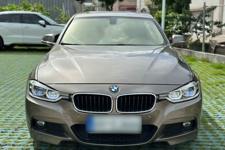 BMW 3 Series 2018 #7 BMW 3 Series 2018 car image #7