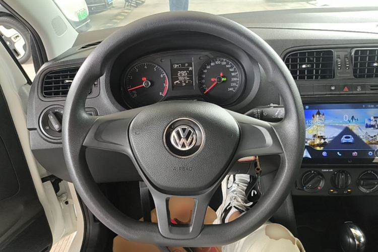 Volkswagen Polo 2018 #11 Volkswagen Polo 2018 car image #11