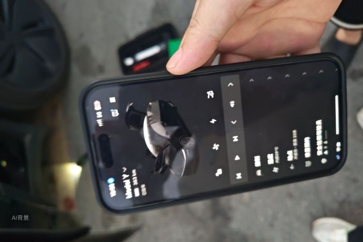 Tesla Model Y 2025 car image #10
