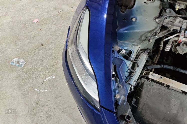 Tesla Model 3 2020 car image #8