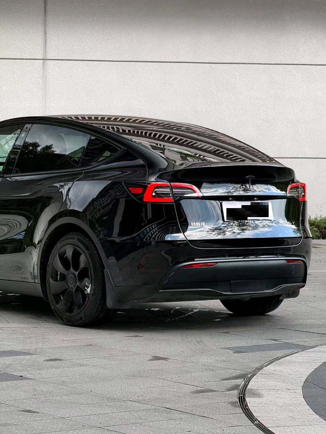 Tesla Model Y 2021 #10 Tesla Model Y 2021 car image #10