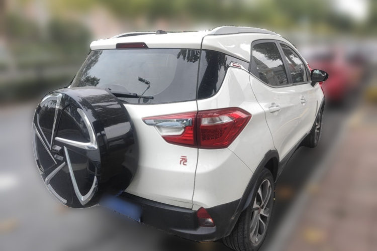BYD Yuan 2016 #7 BYD Yuan 2016 car image #7