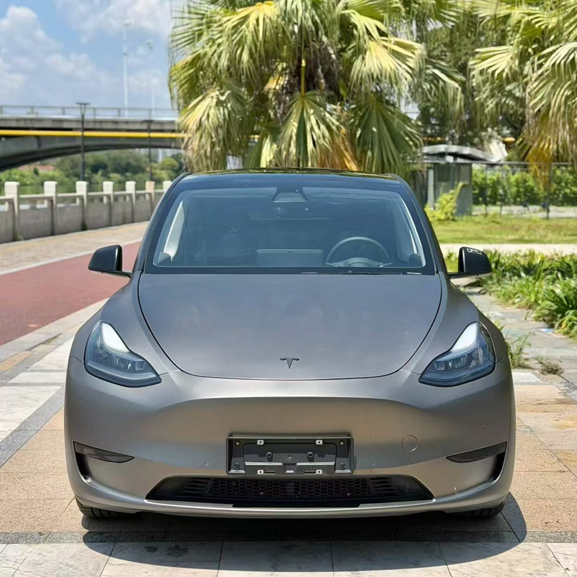 Tesla Model Y 2023 #2 Tesla Model Y 2023 car image #2