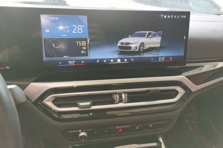 BMW 3 Series 2024 #17 BMW 3 Series 2024 car image #17