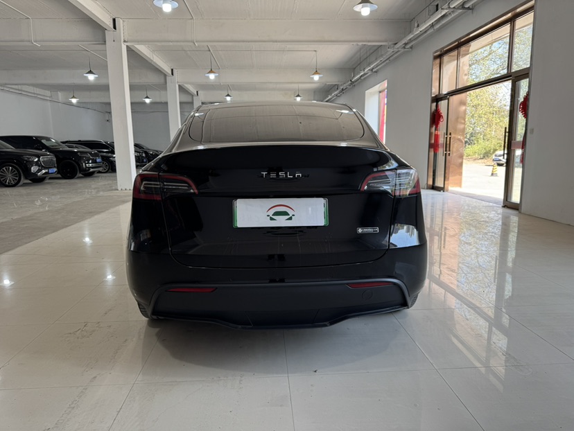 Tesla Model Y 2023 #4 Tesla Model Y 2023 immagine di auto #4