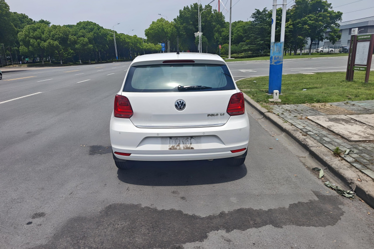 Volkswagen Polo 2015 #7 Volkswagen Polo 2015 car image #7