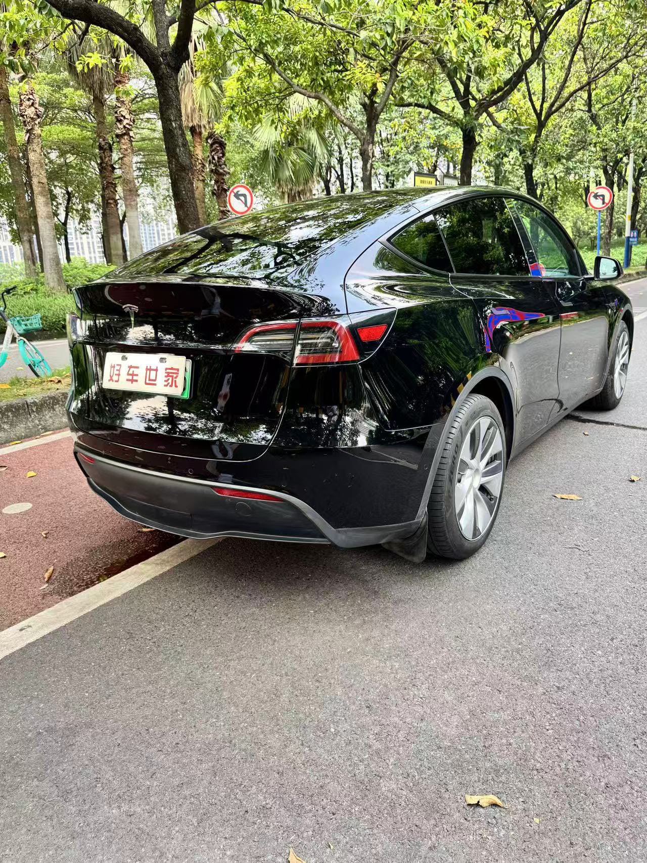 Tesla Model Y 2022 #4 Tesla Model Y 2022 صورة سيارة #4