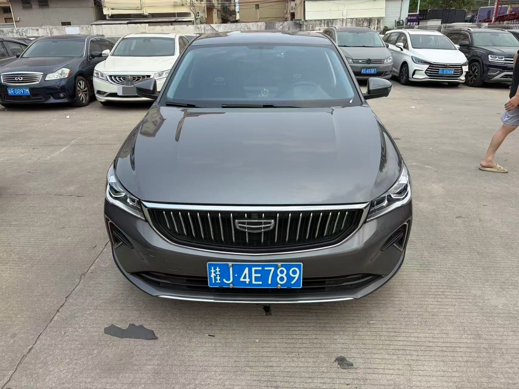 GEELY Emgrand 2023 imagen de coche #2