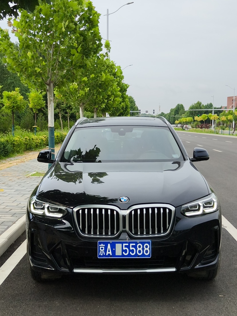 BMW X3 2022 car image #3