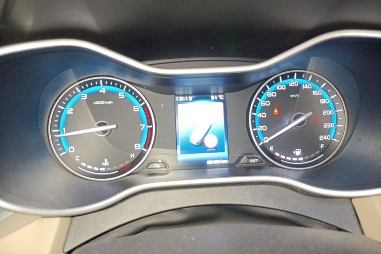 GEELY Emgrand 2018 #16 GEELY Emgrand 2018 car image #16