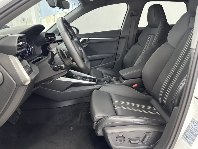 Audi A3 2023 car image #9