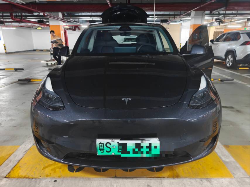 特斯拉 Model Y 2024 汽车图片 #2
