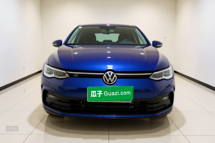 Volkswagen Golf 2021 car image #3