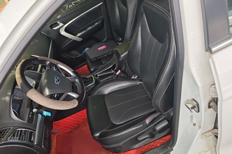 GEELY Emgrand 2016 #17 GEELY Emgrand 2016 car image #17