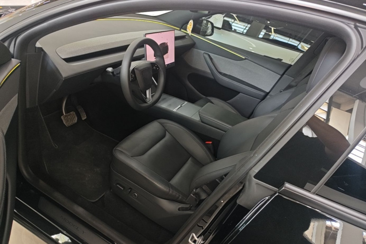 Tesla Model Y 2026 #16 Tesla Model Y 2026 imagen de coche #16