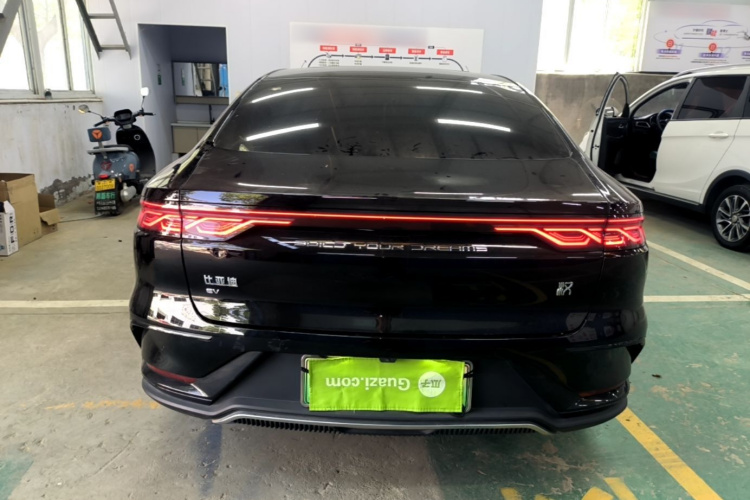 BYD Han 2024 car image #6