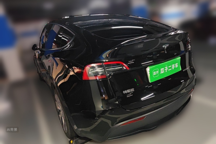 Tesla Model Y 2023 #5 Tesla Model Y 2023 car image #5