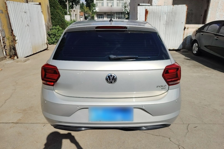 Volkswagen Polo 2020 car image #6