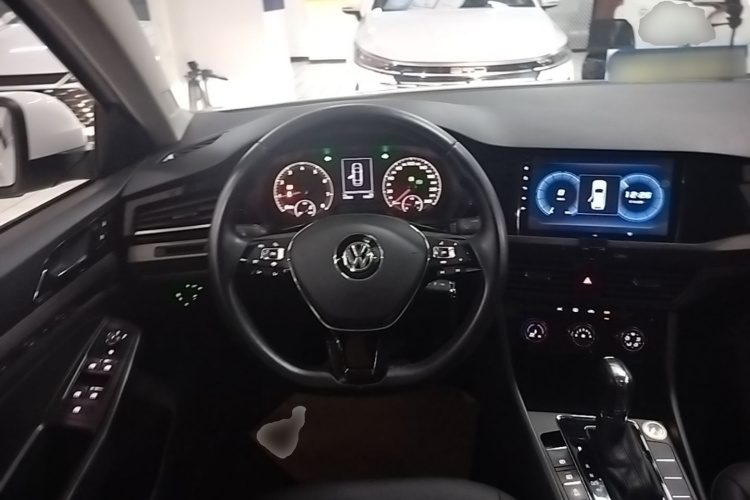 Volkswagen Bora 2020 car image #11