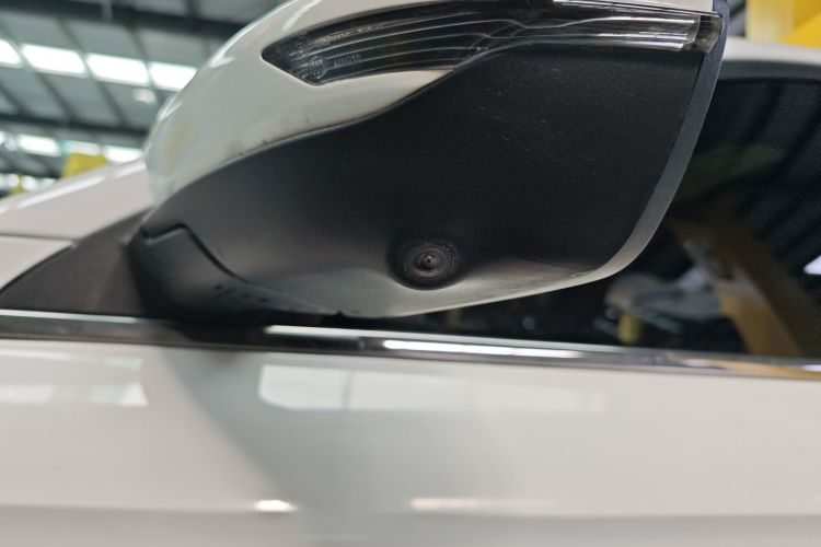 GEELY Emgrand 2023 car image #28