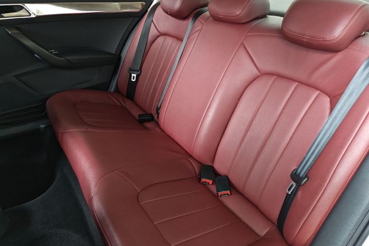 Volkswagen Santana 2017 #17 Volkswagen Santana 2017 car image #17