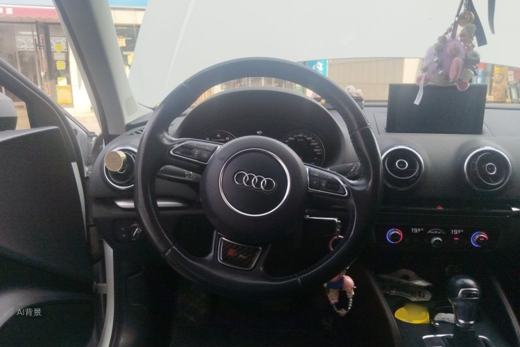 Audi A3 2015 car image #12