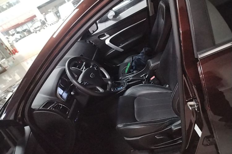 GEELY Emgrand 2016 #15 GEELY Emgrand 2016 car image #15