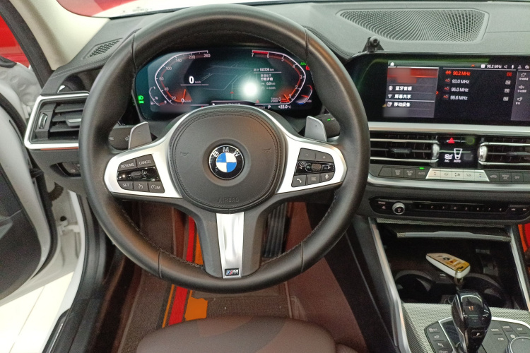 BMW 3 Series 2021 imagen de coche #11