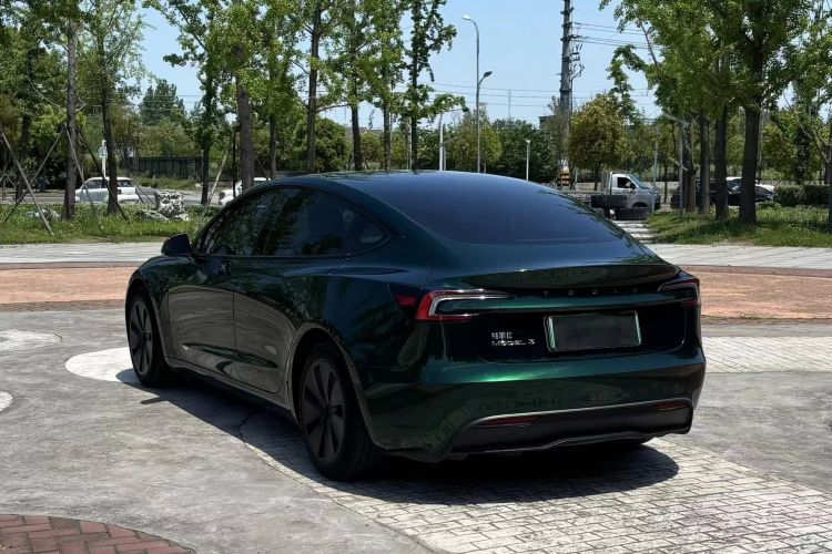 Tesla Model 3 2024 #5 Tesla Model 3 2024 immagine di auto #5