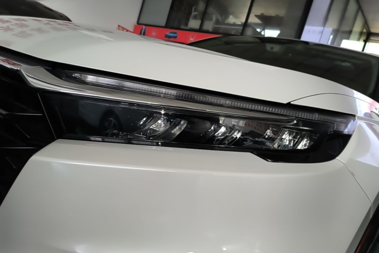 Honda CR-V 2024 car image #23