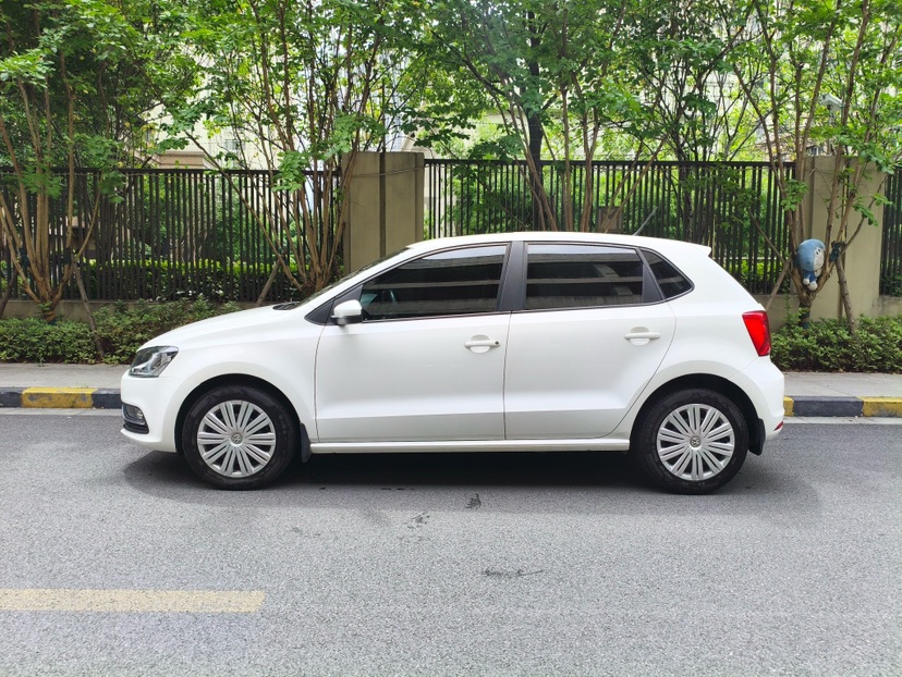 Volkswagen Polo 2017 #4 Volkswagen Polo 2017 car image #4