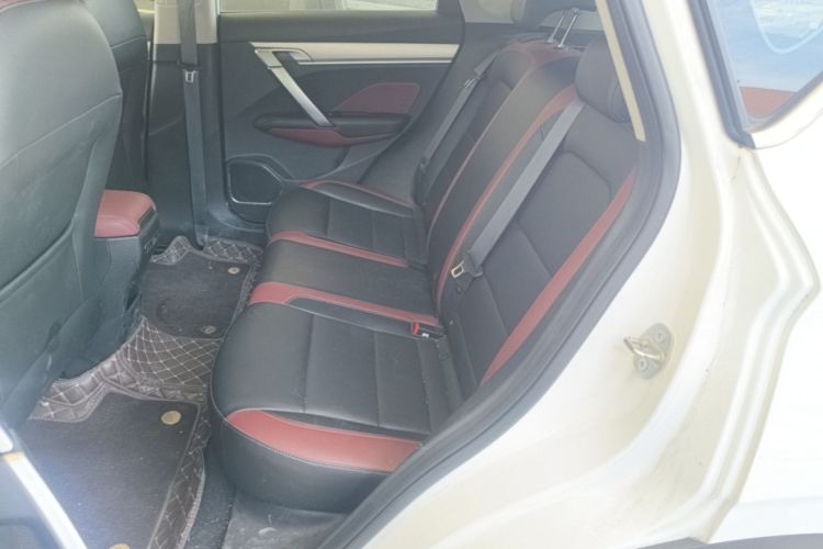 GEELY Coolray 2022 immagine di auto #17
