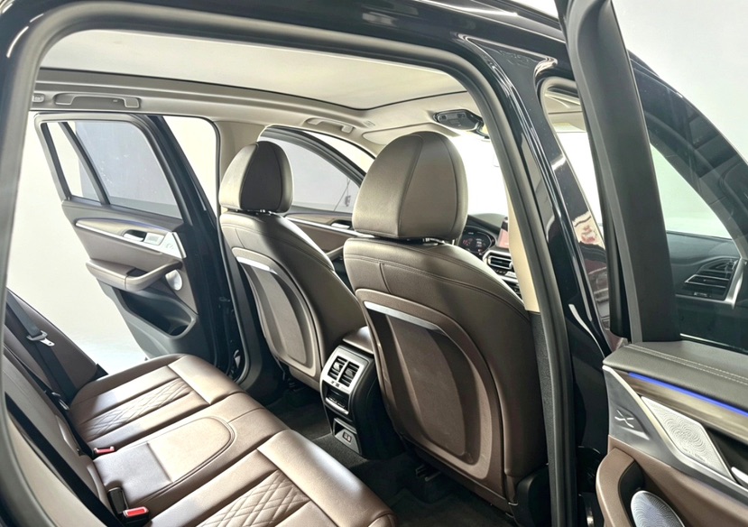 BMW X3 2021 car image #4
