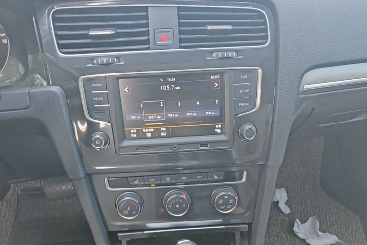 Volkswagen Golf 2017 #13 Volkswagen Golf 2017 car image #13