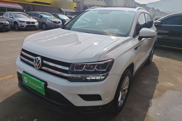 Volkswagen Tharu 2019 #2 Volkswagen Tharu 2019 car image #2