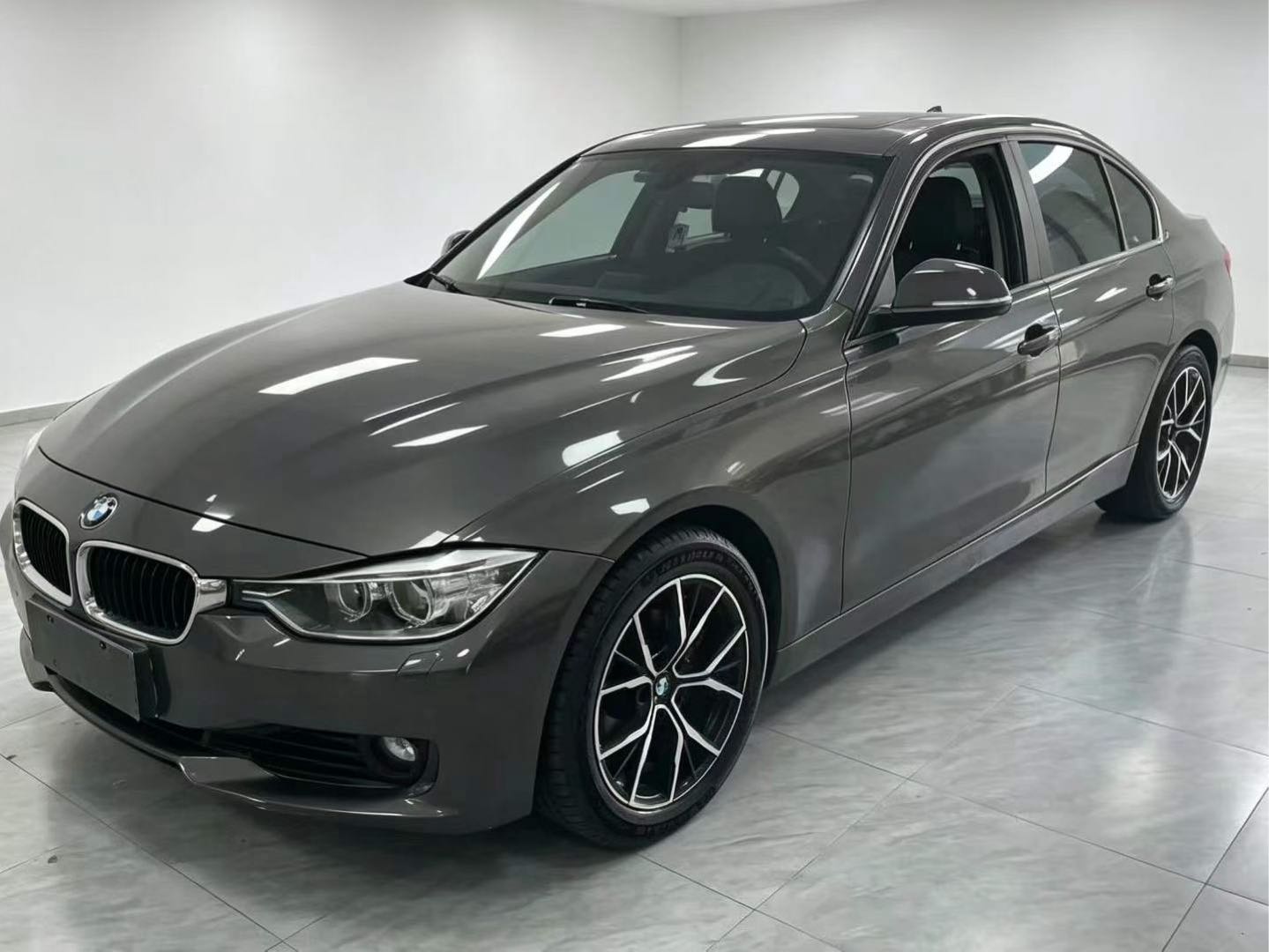 BMW 3 Series (Imported) 2013 #2 BMW 3 Series (Imported) 2013 car image #2