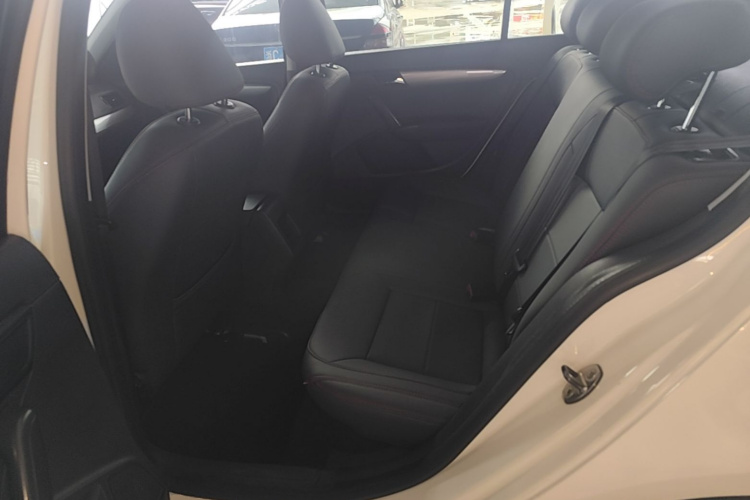 Volkswagen Lavida 2015 car image #17