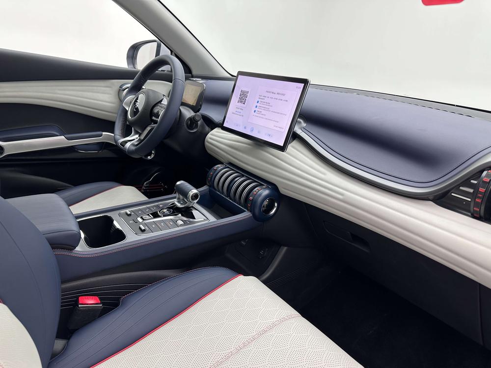 BYD Yuan Plus 2023 immagine di auto #24