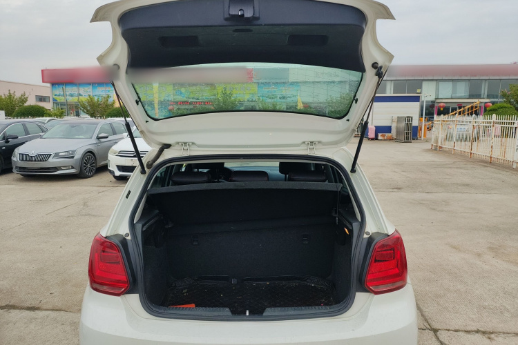 Volkswagen Polo 2019 immagine di auto #19