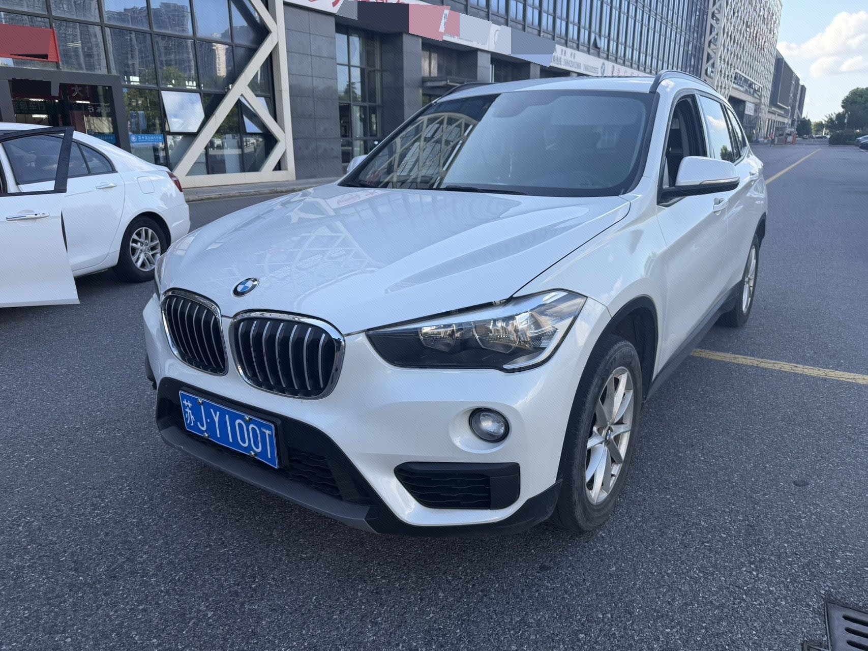 BMW X1 2019 car image 